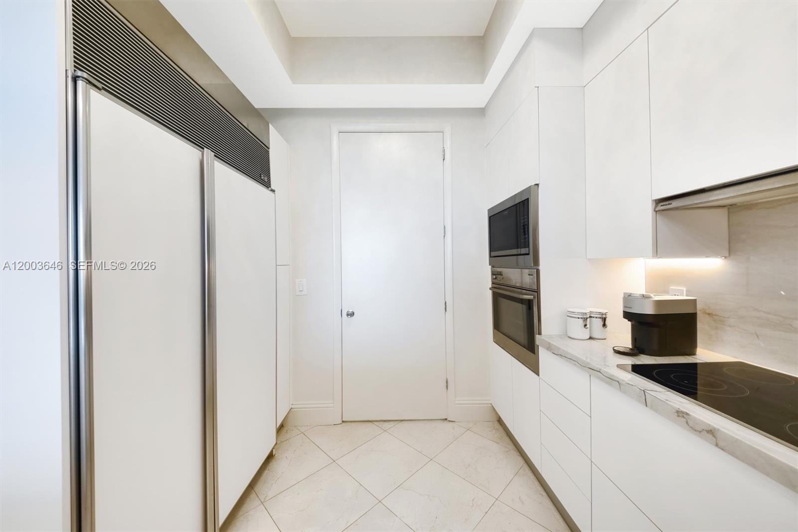 100 S Pointe Dr #702 Miami Beach, FL 33139