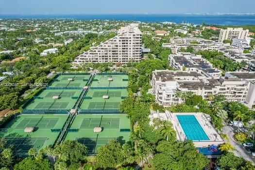 image Emerald Bay at Key Colony1