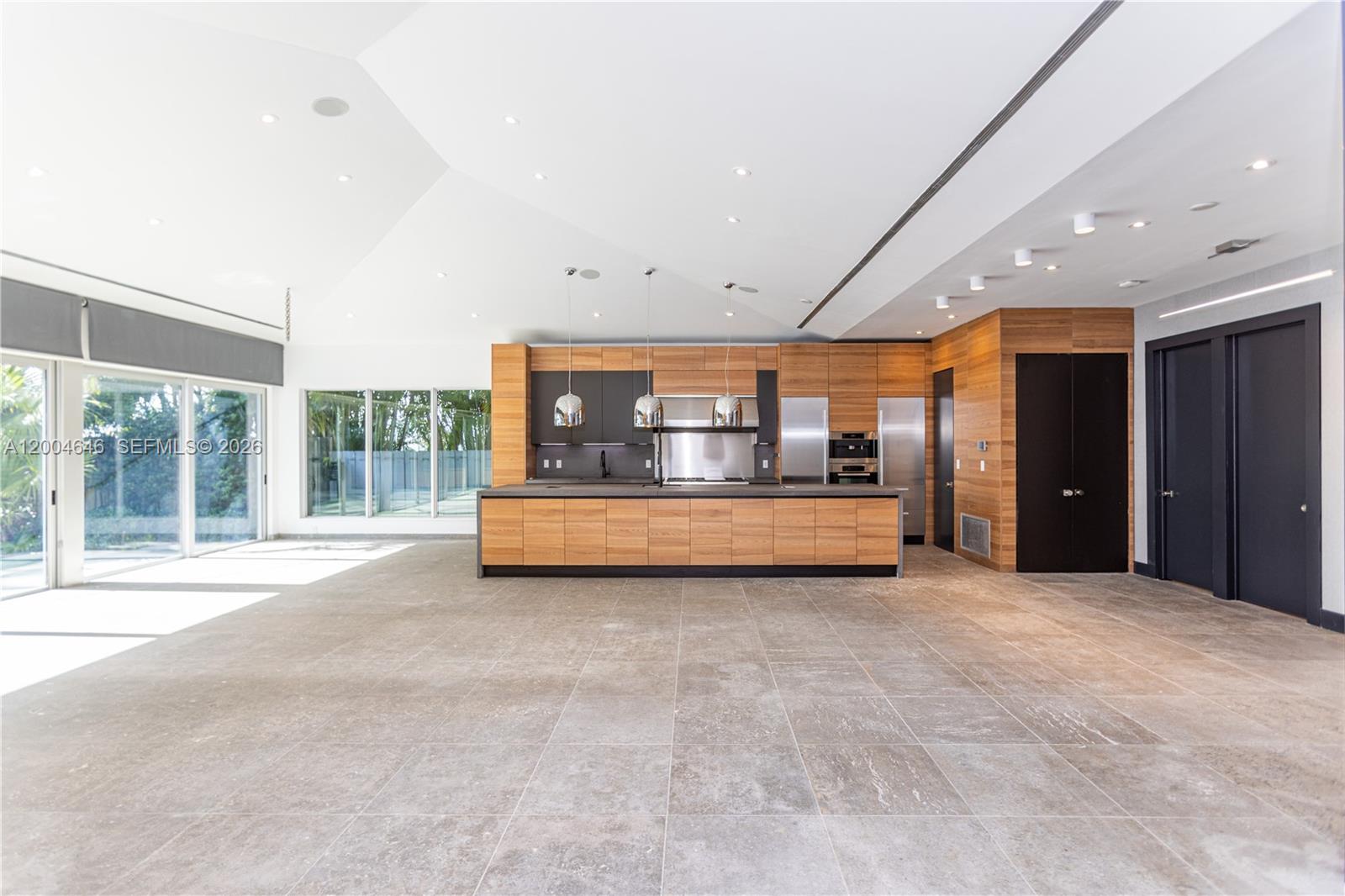 2440 N Shore Ter Miami Beach, FL 33141