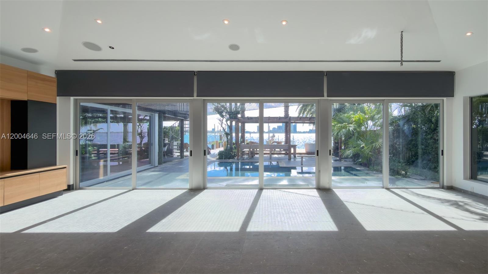 2440 N Shore Ter Miami Beach, FL 33141