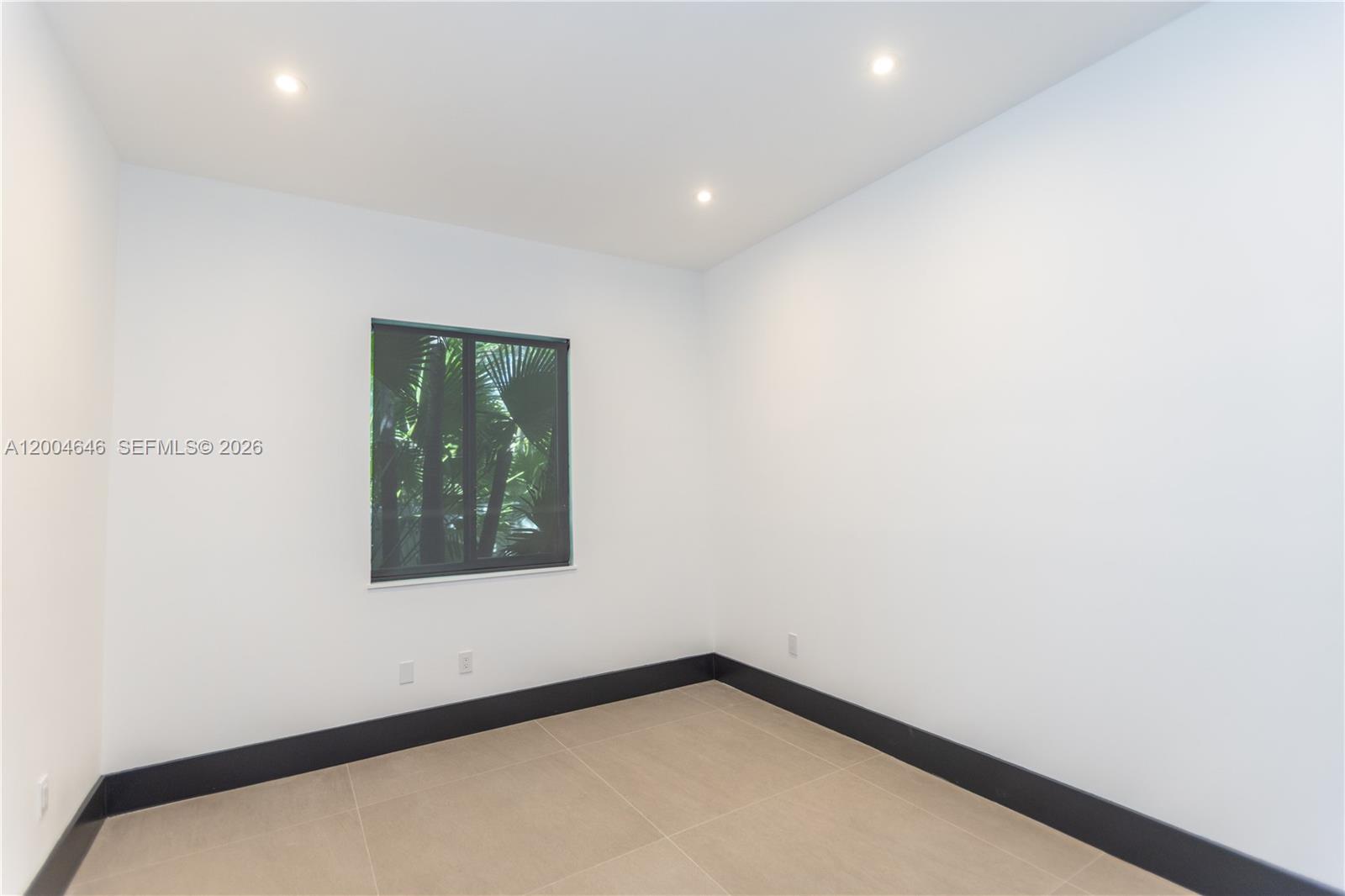 2440 N Shore Ter Miami Beach, FL 33141