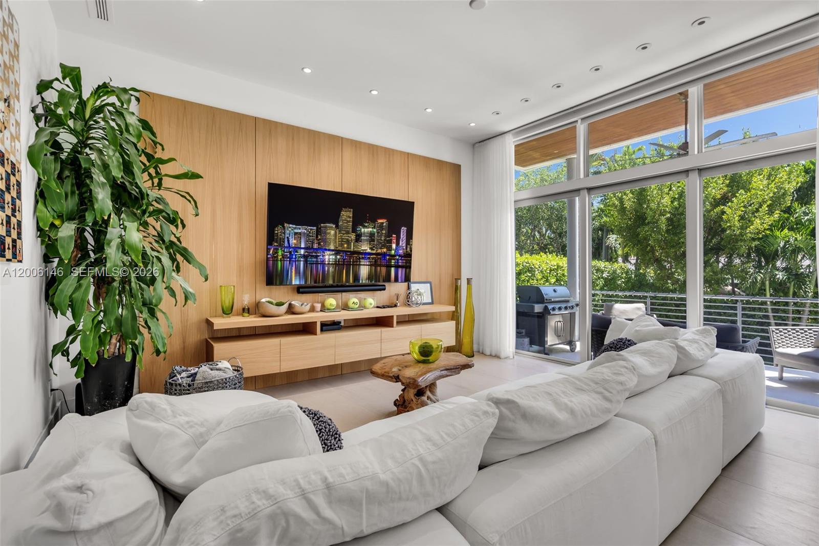 Undisclosed Address Key Biscayne, FL 33149