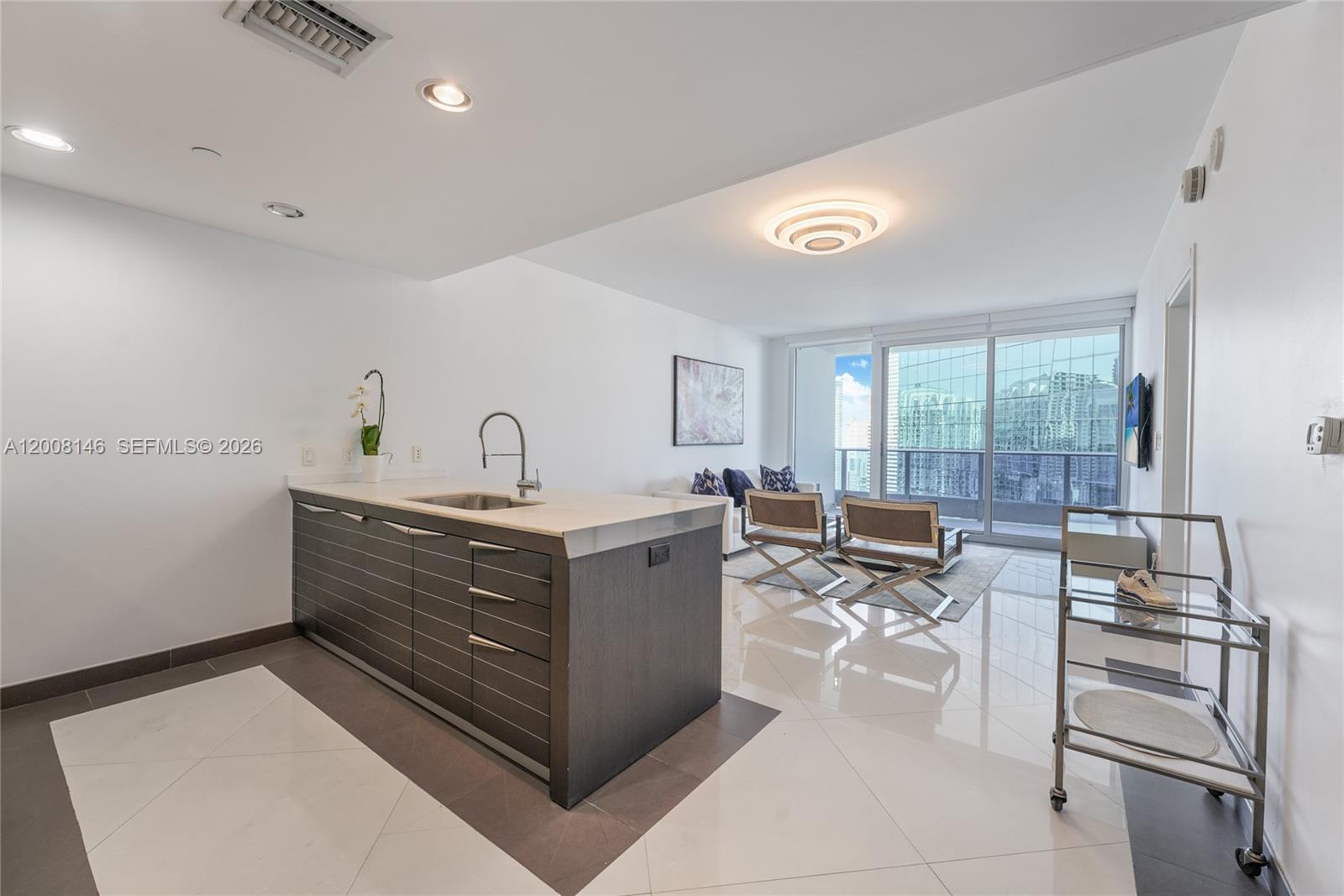 image Epic Residences7