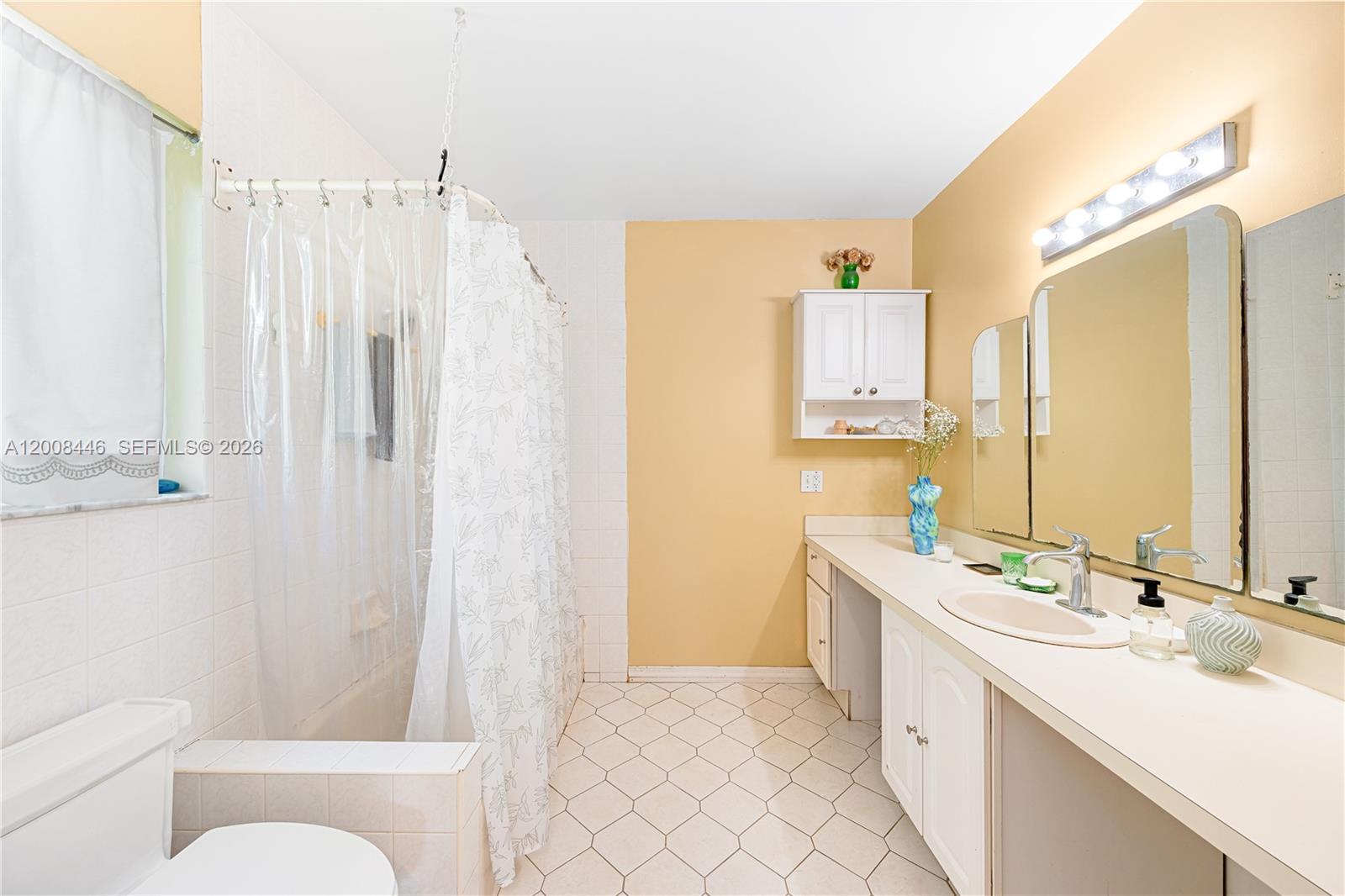 14590 SW 84th Ct Palmetto Bay, FL 33158