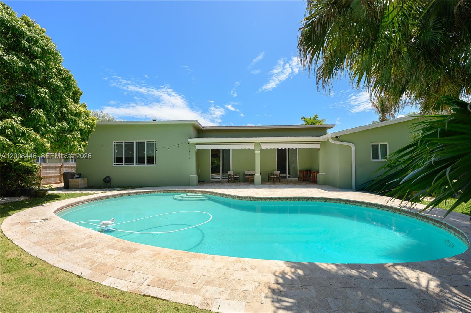 14590 SW 84th Ct Palmetto Bay, FL 33158