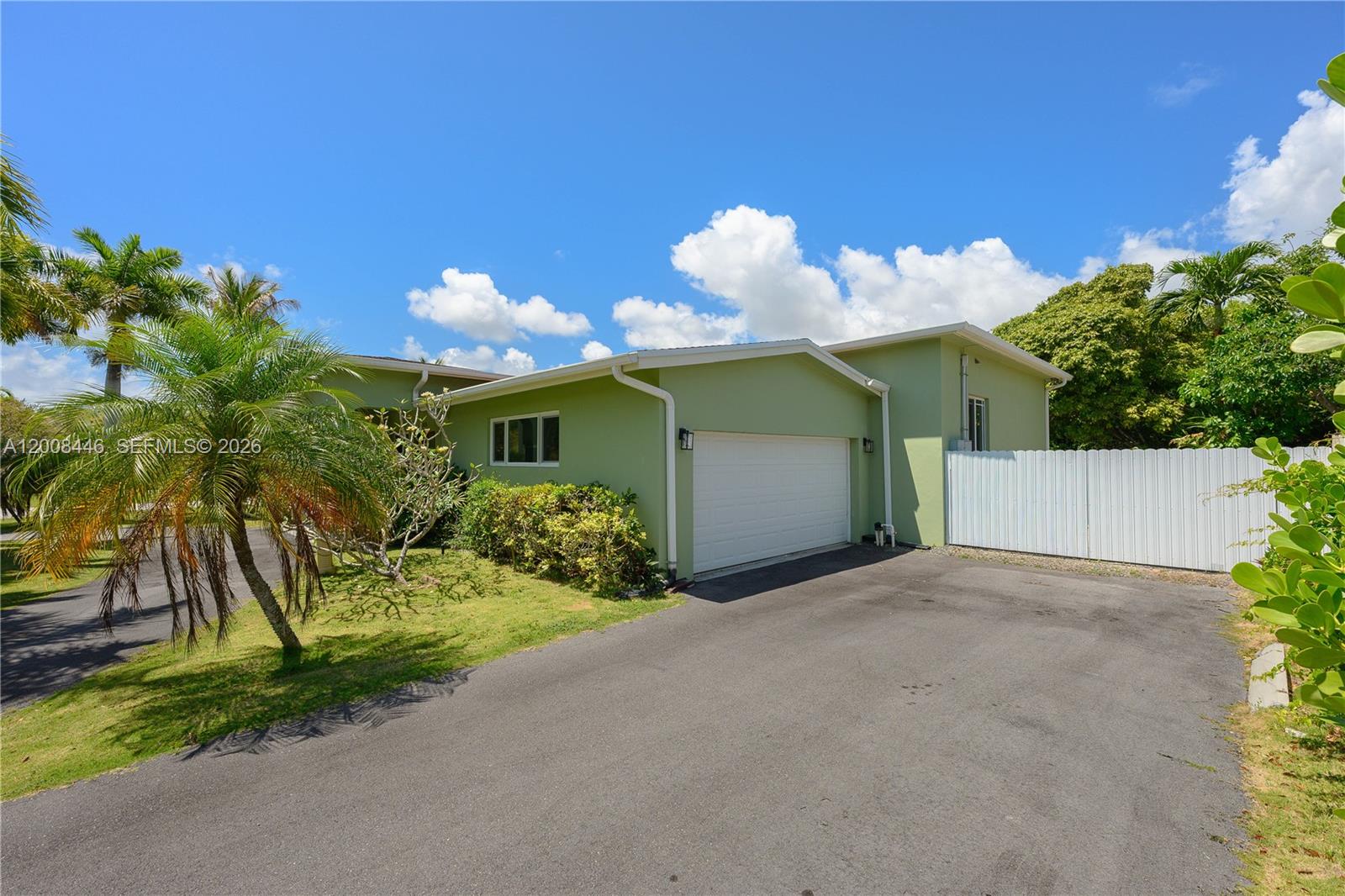 14590 SW 84th Ct Palmetto Bay, FL 33158