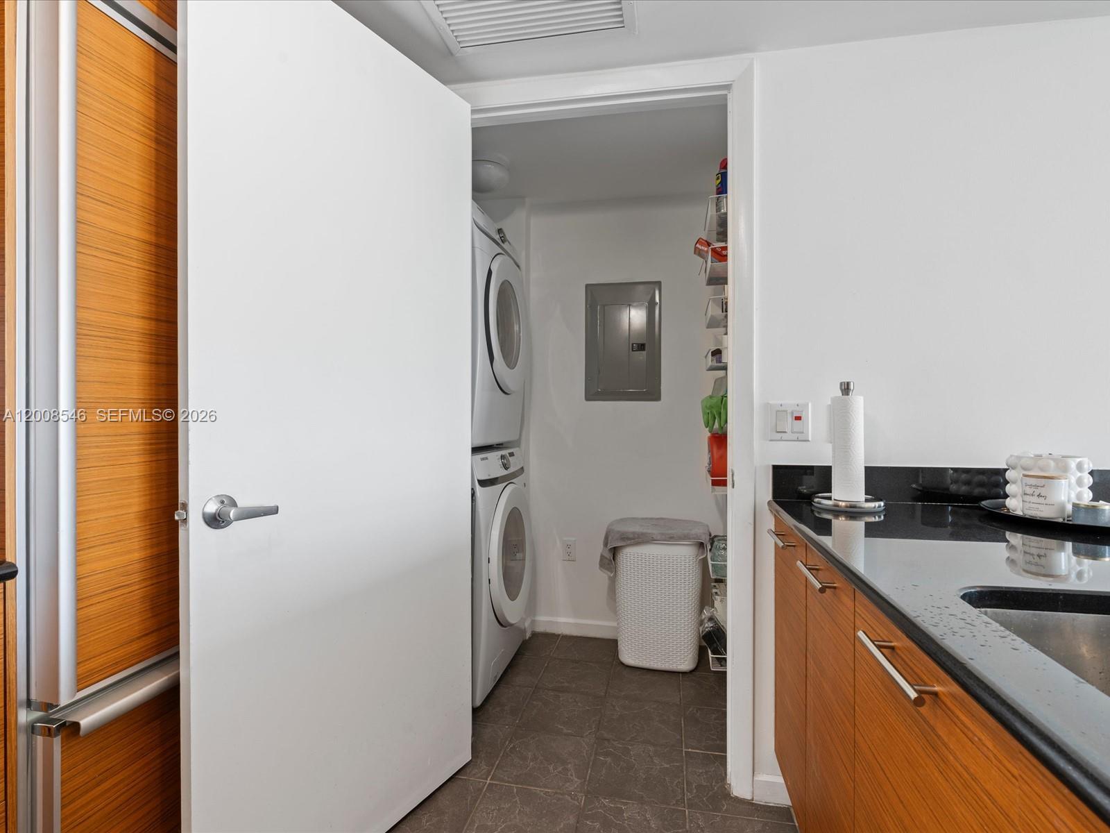 50 Biscayne Blvd #3308 Miami, FL 33132