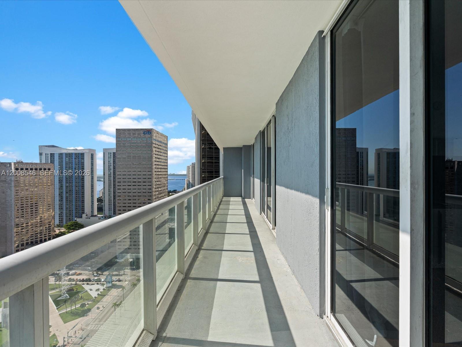 50 Biscayne Blvd #3308 Miami, FL 33132