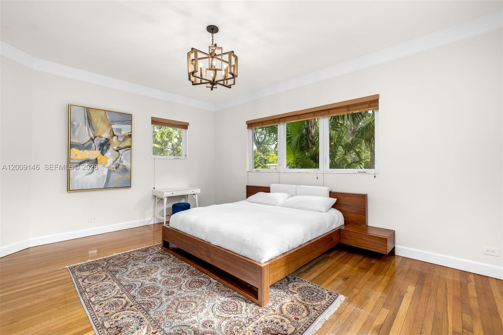 4340 Pine Tree Dr Miami Beach, FL 33140