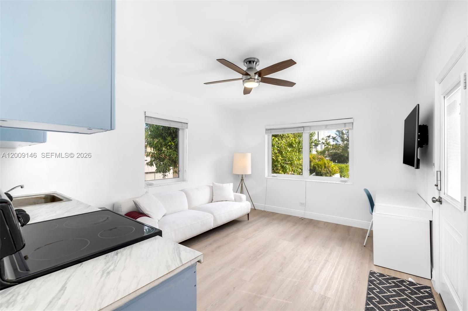 4340 Pine Tree Dr Miami Beach, FL 33140