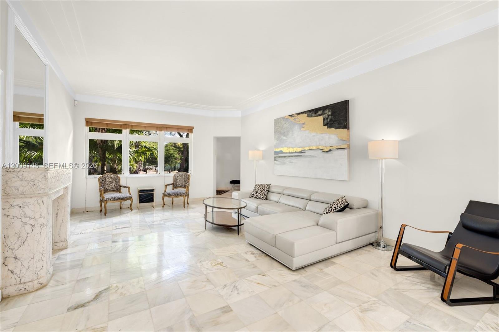 4340 Pine Tree Dr Miami Beach, FL 33140