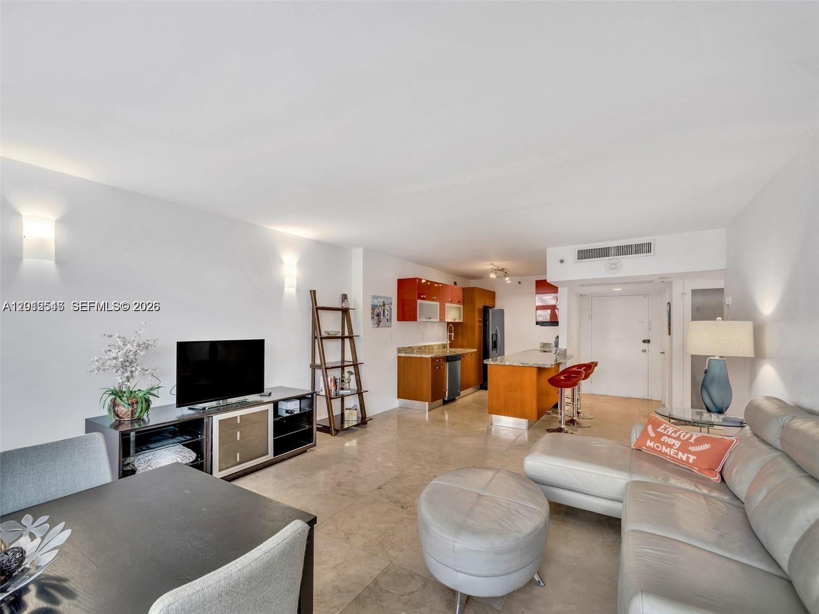 100 Lincoln Rd #308