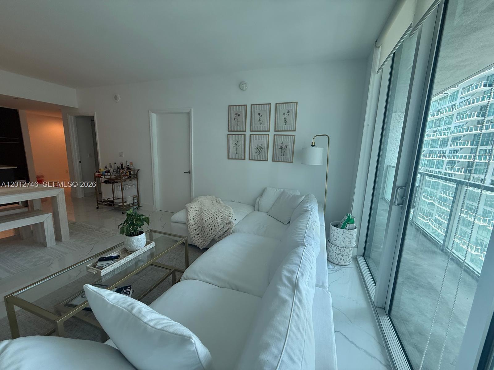 image 500 Brickell West4