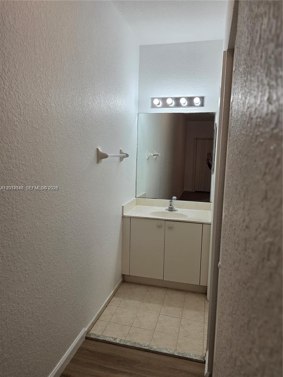 1304 N Santa Catalina Cir #1304 North Lauderdale, FL 33068