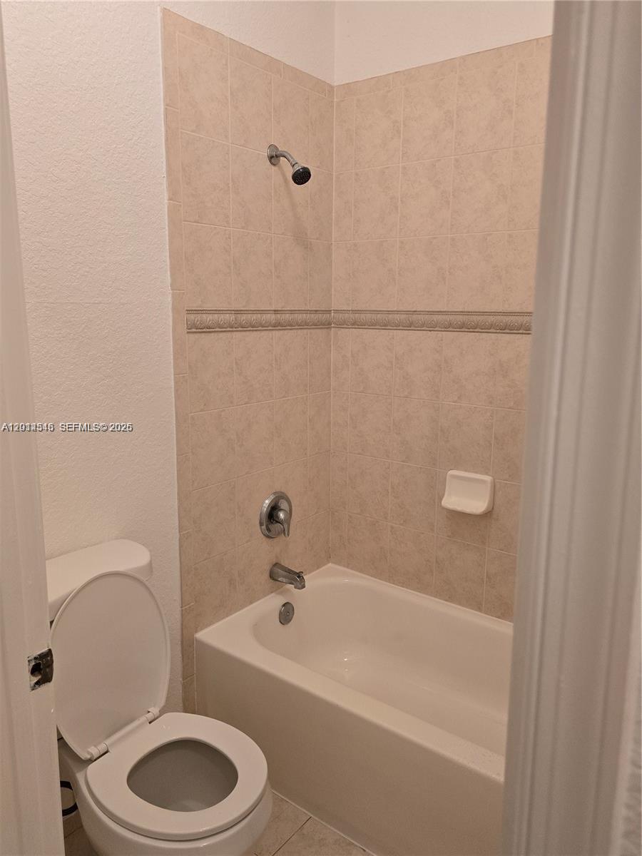 1304 N Santa Catalina Cir #1304 North Lauderdale, FL 33068