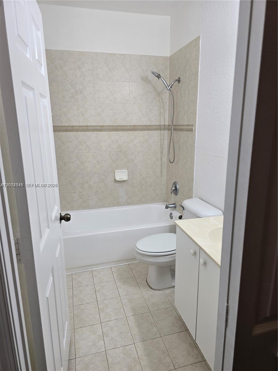 1304 N Santa Catalina Cir #1304 North Lauderdale, FL 33068
