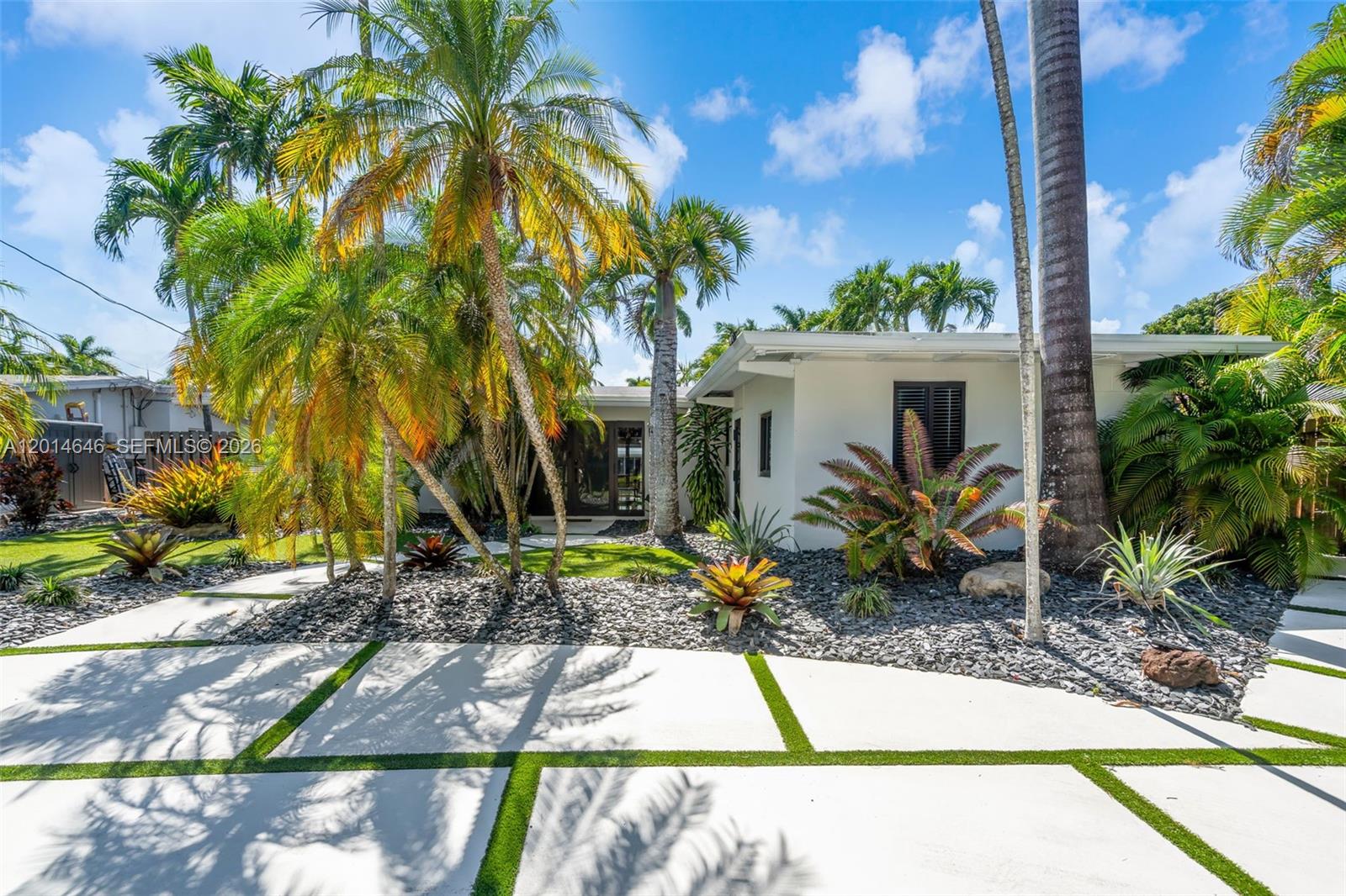 2643 Flamingo Ln Fort Lauderdale, FL 33312