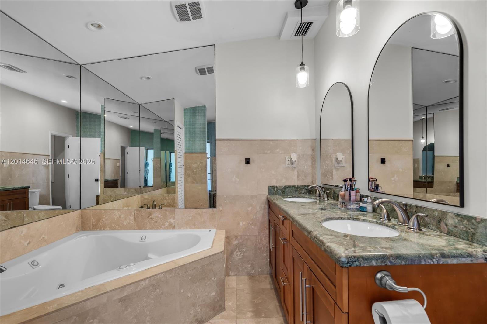 2643 Flamingo Ln Fort Lauderdale, FL 33312