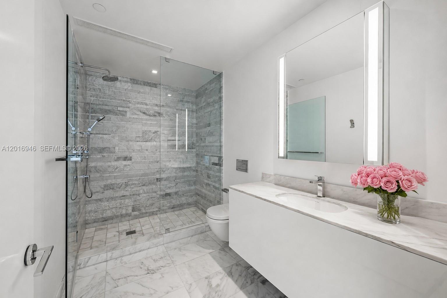 10201 Collins Ave #1806 Bal Harbour, FL 33154