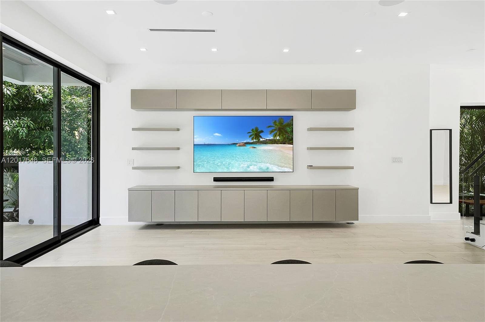 1311 Bay Dr Miami Beach, FL 33141