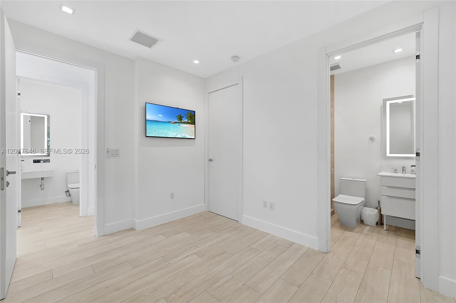 1311 Bay Dr Miami Beach, FL 33141