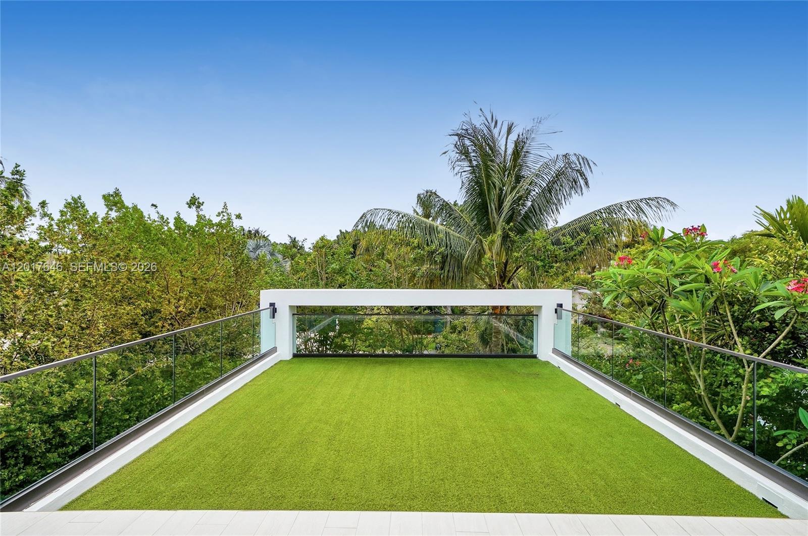 1311 Bay Dr Miami Beach, FL 33141