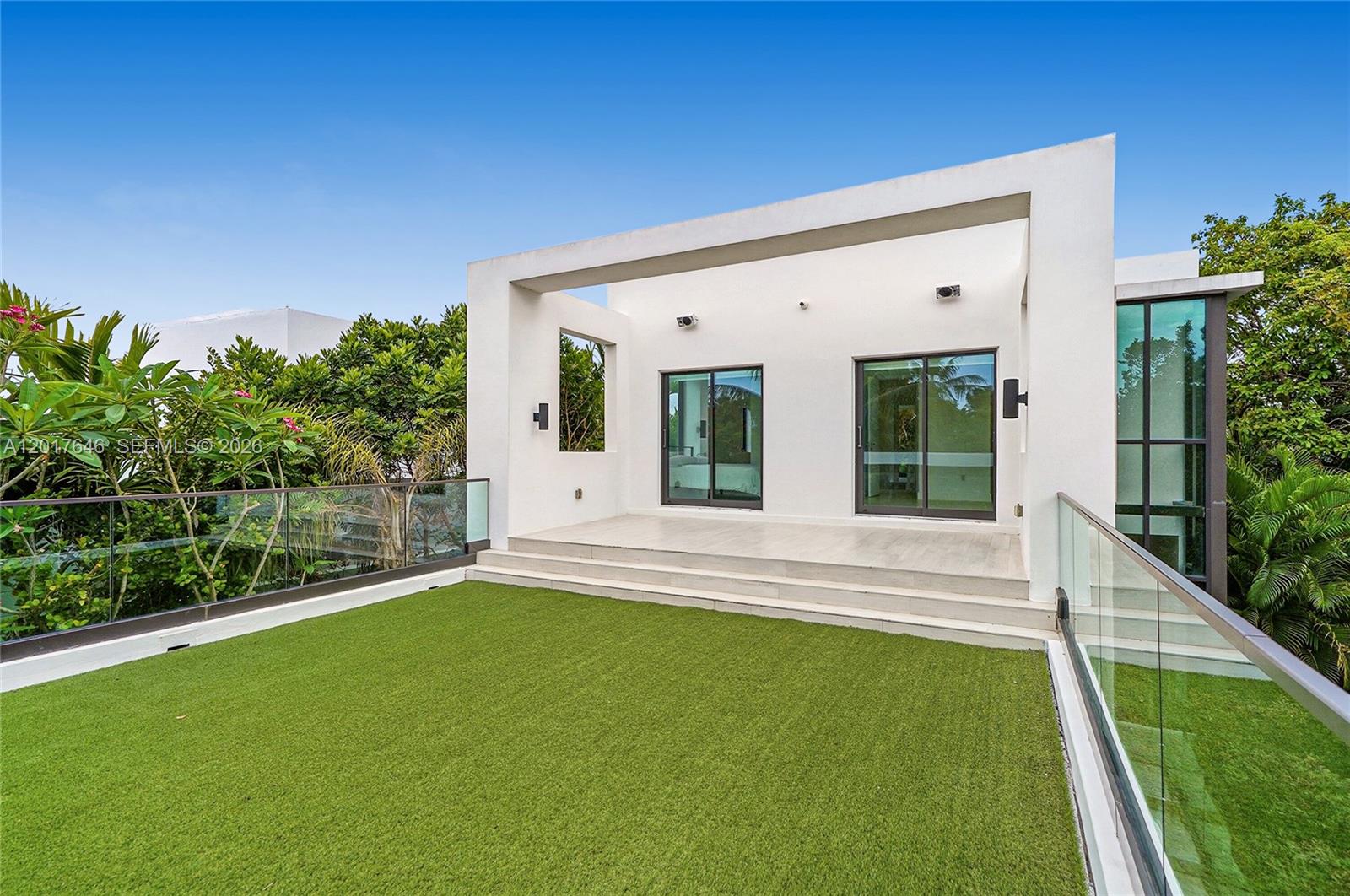 1311 Bay Dr Miami Beach, FL 33141
