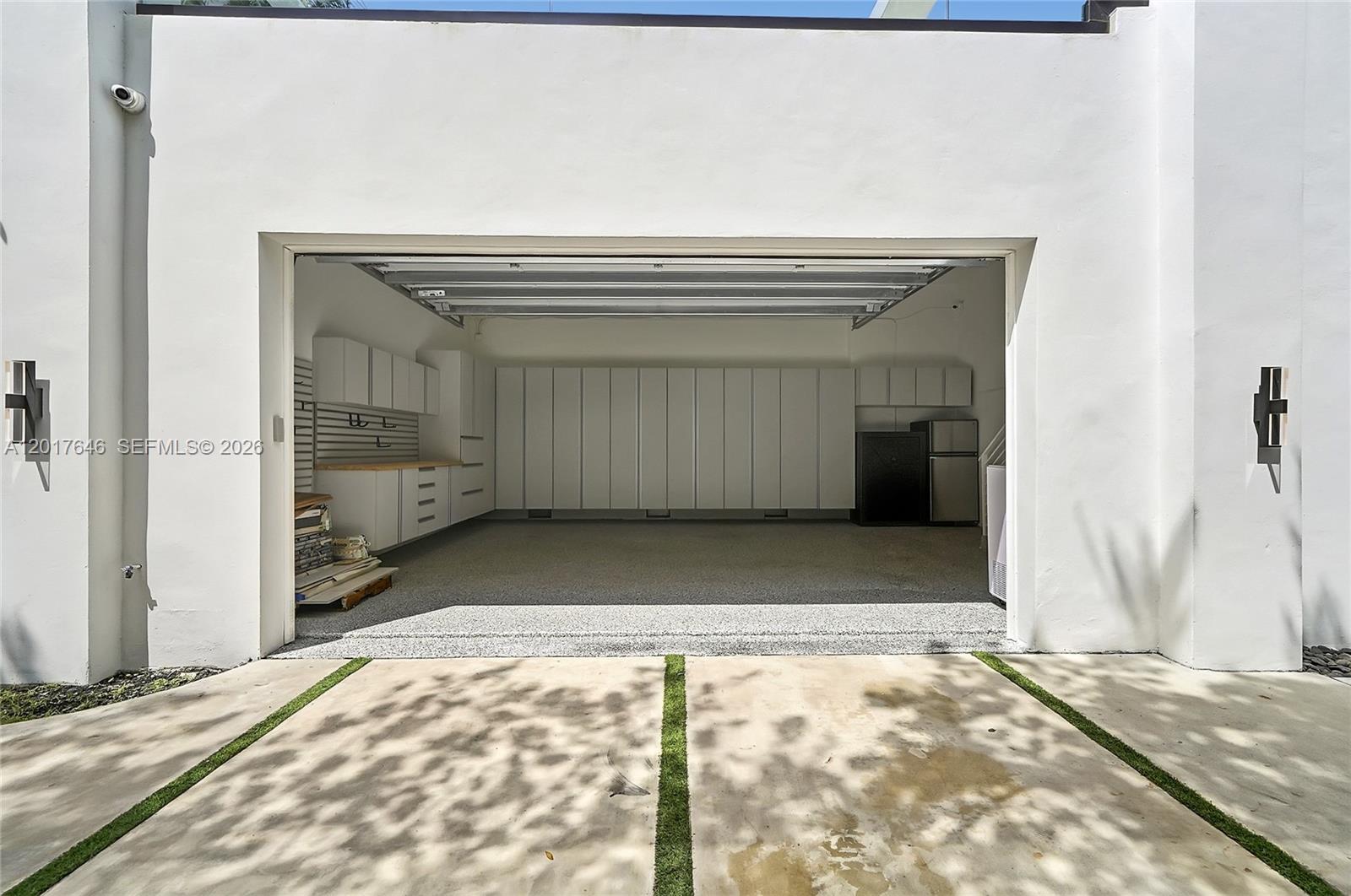 1311 Bay Dr Miami Beach, FL 33141