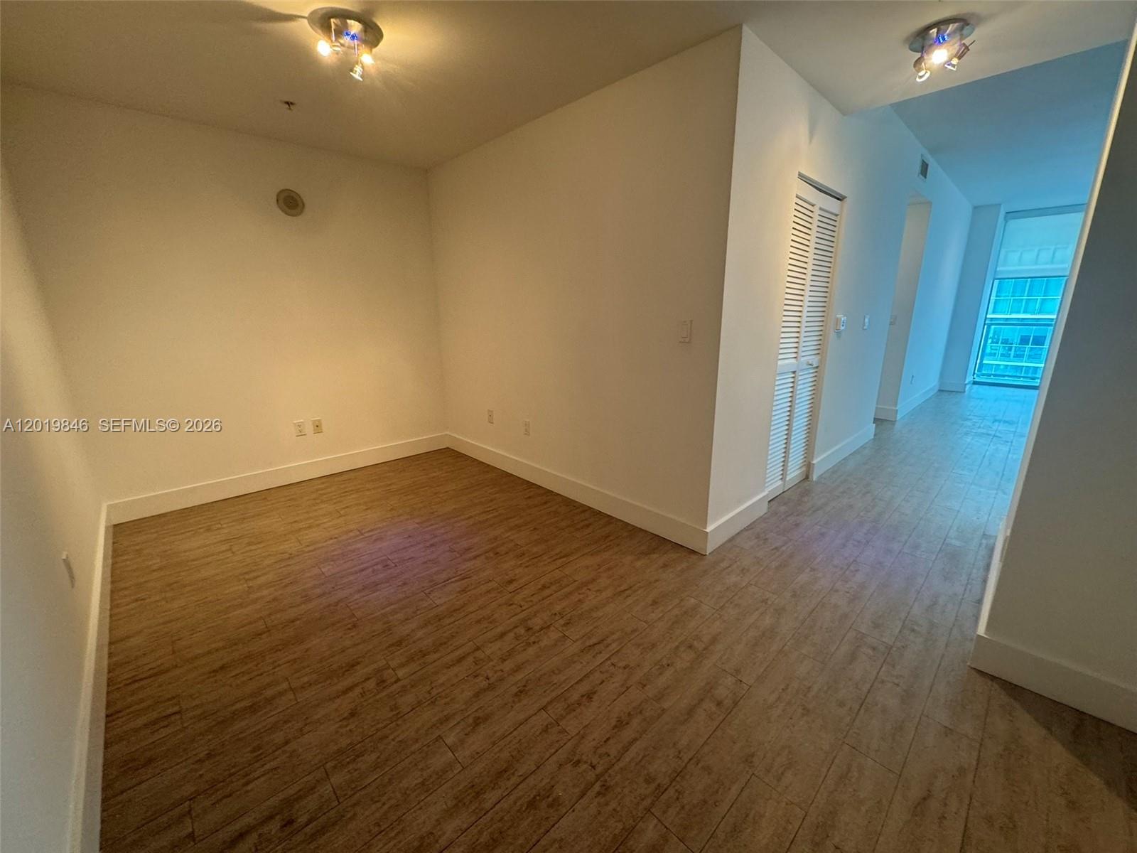 image Axis on Brickell South2