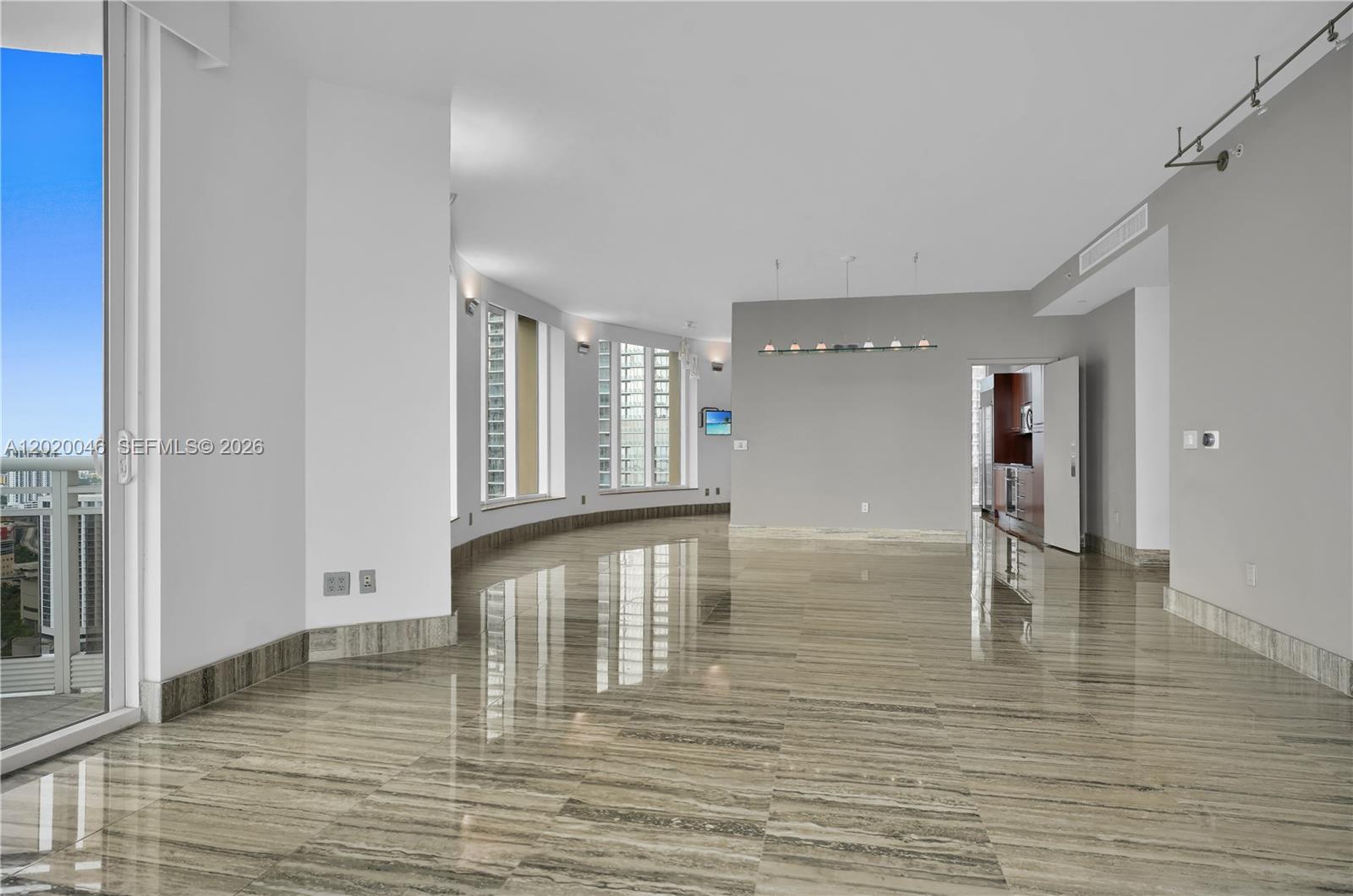 901 Brickell Key Blvd #3204 Miami, FL 33131