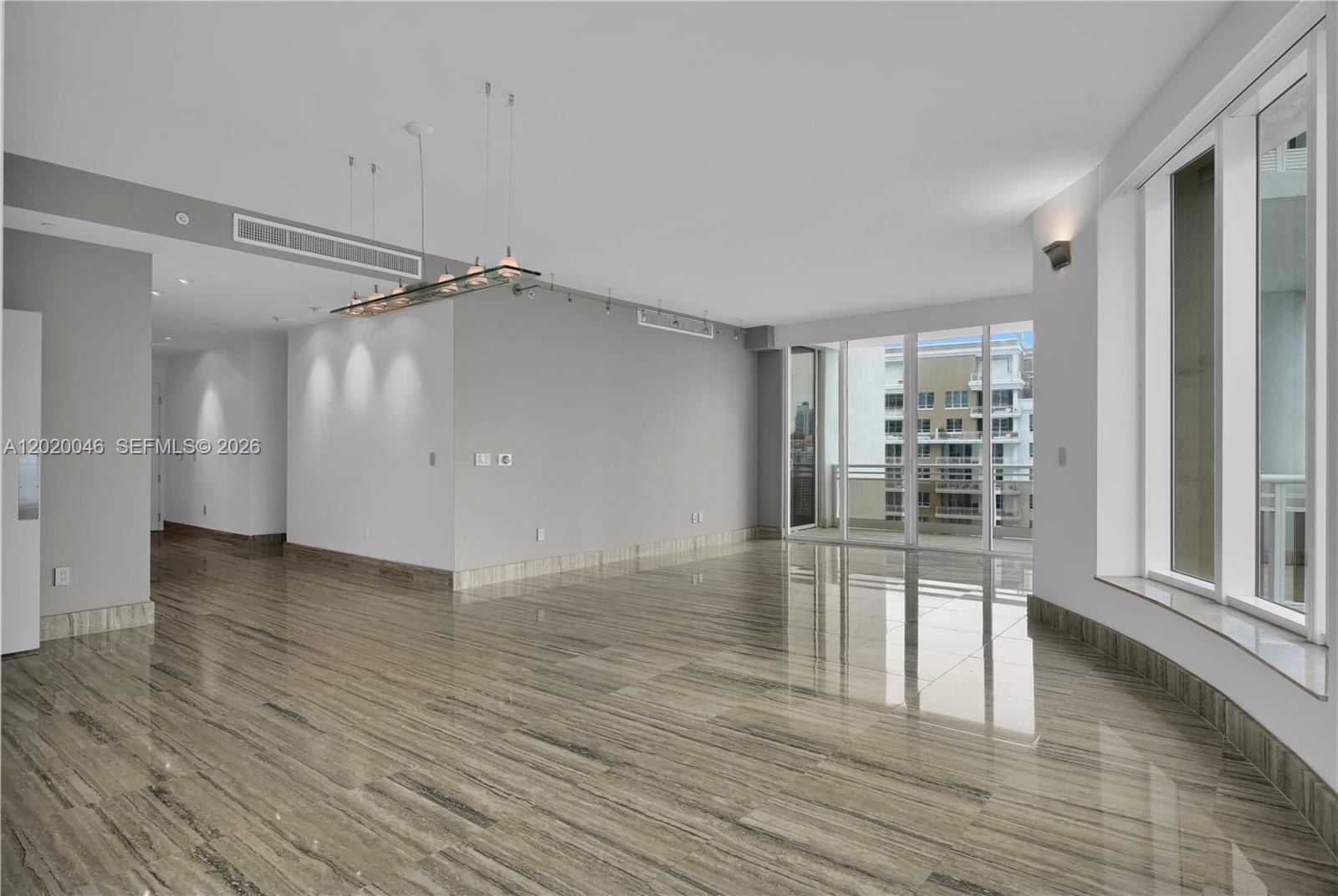 901 Brickell Key Blvd #3204 Miami, FL 33131