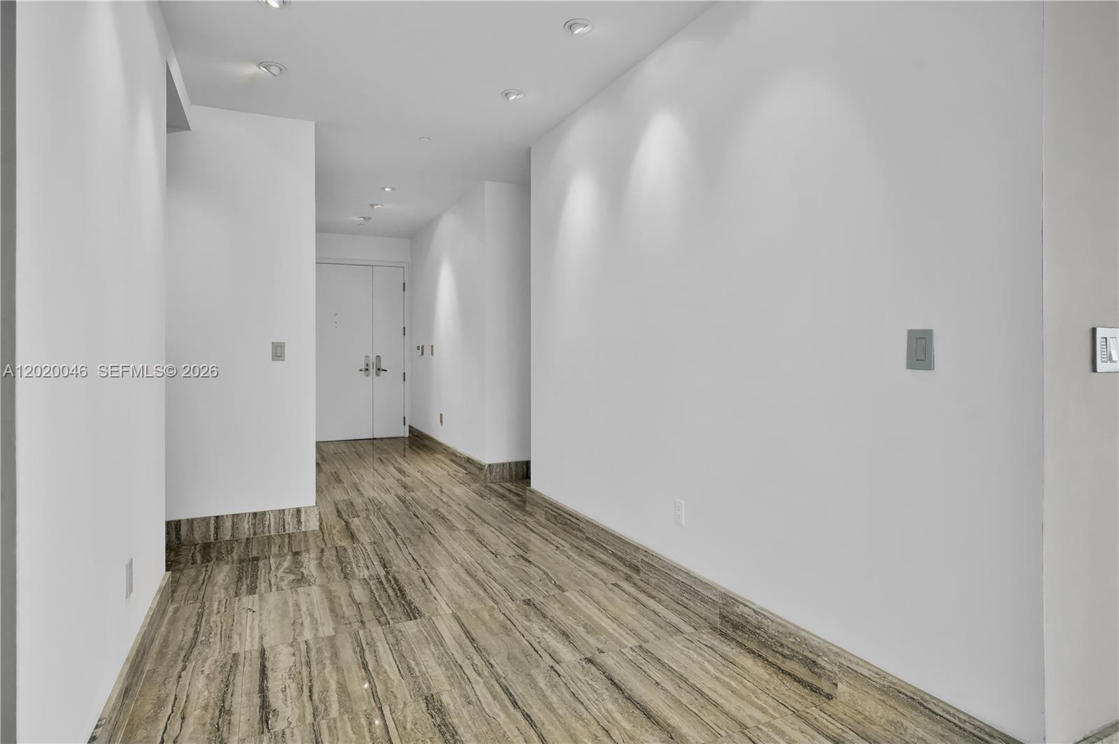 901 Brickell Key Blvd #3204 Miami, FL 33131