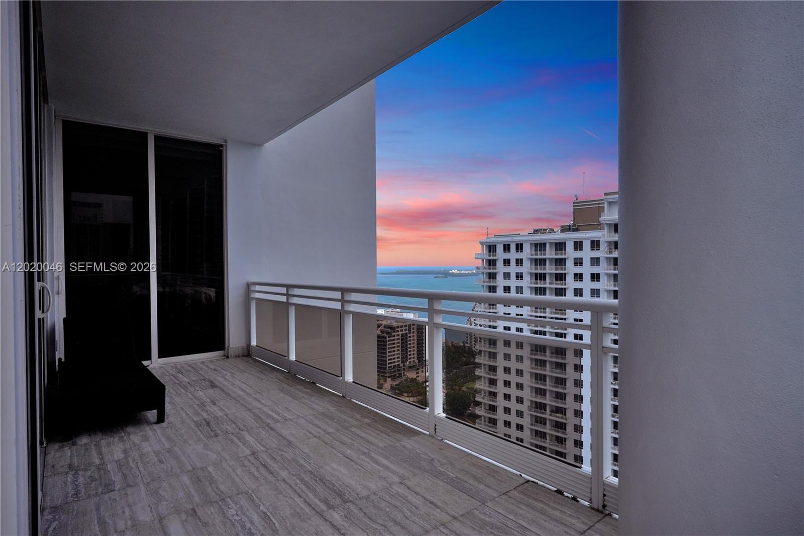 901 Brickell Key Blvd #3204 Miami, FL 33131