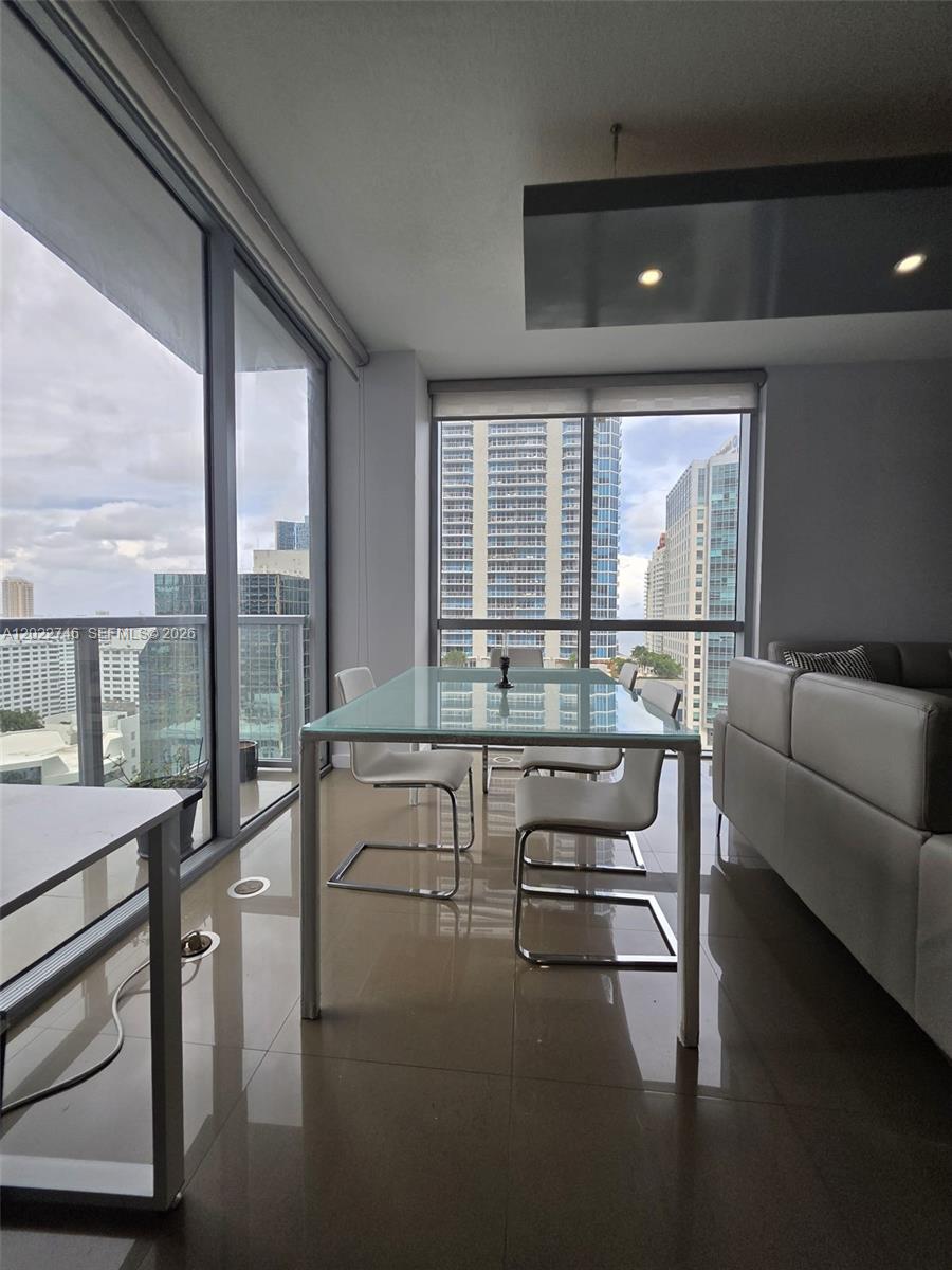 image 1060 Brickell - 10609