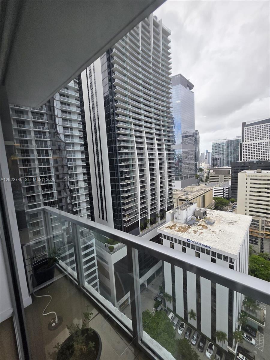 image 1060 Brickell - 10605