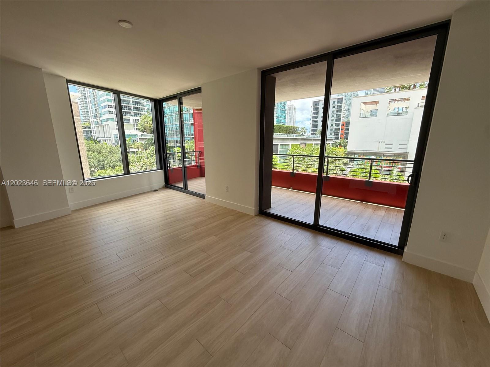 image The Standard Residences Midtown Miami6