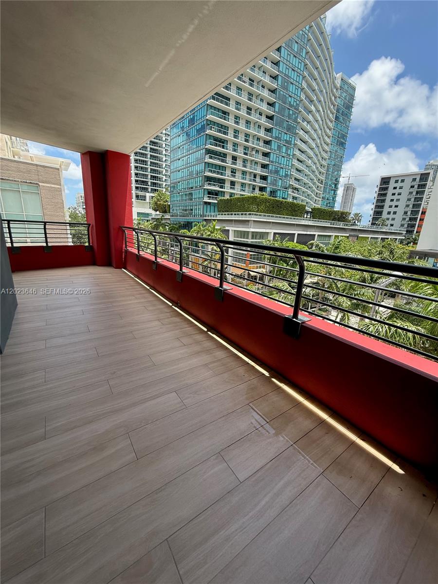 image The Standard Residences Midtown Miami7