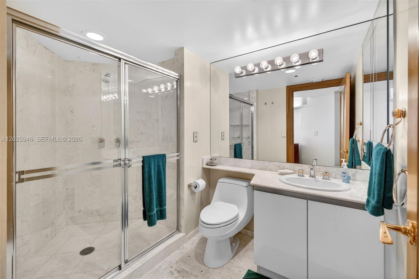 2600 Island Blvd #1202 Aventura, FL 33160