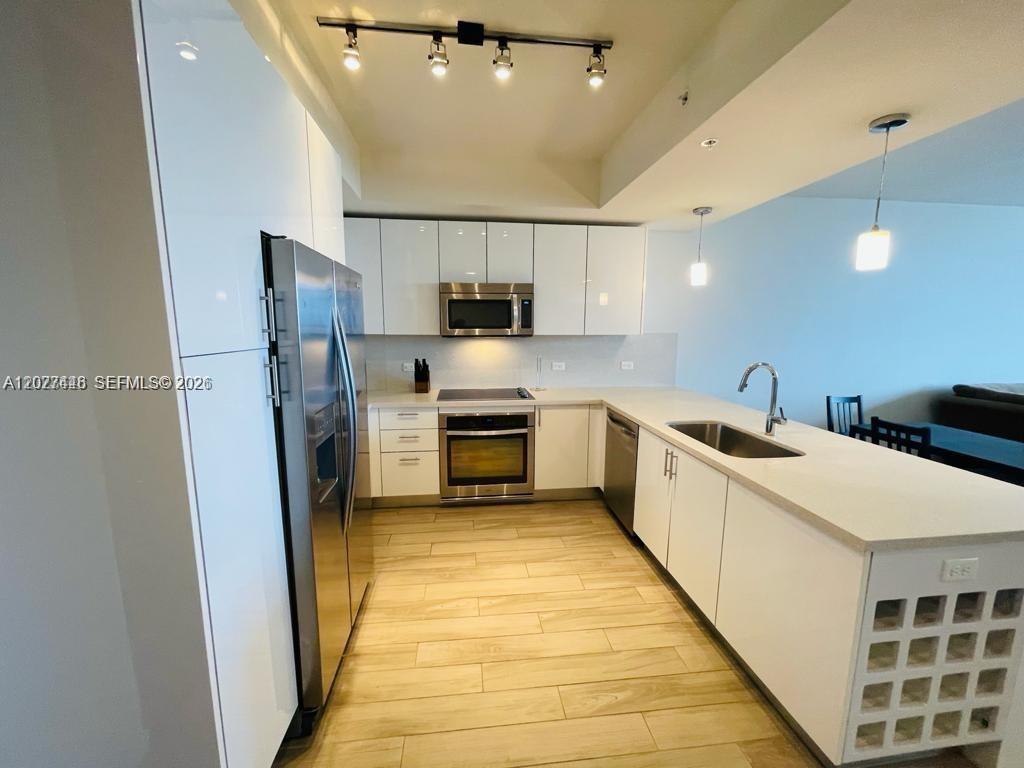 999 SW 1st Ave #2613