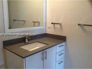 image Nine at Mary Brickell Village11