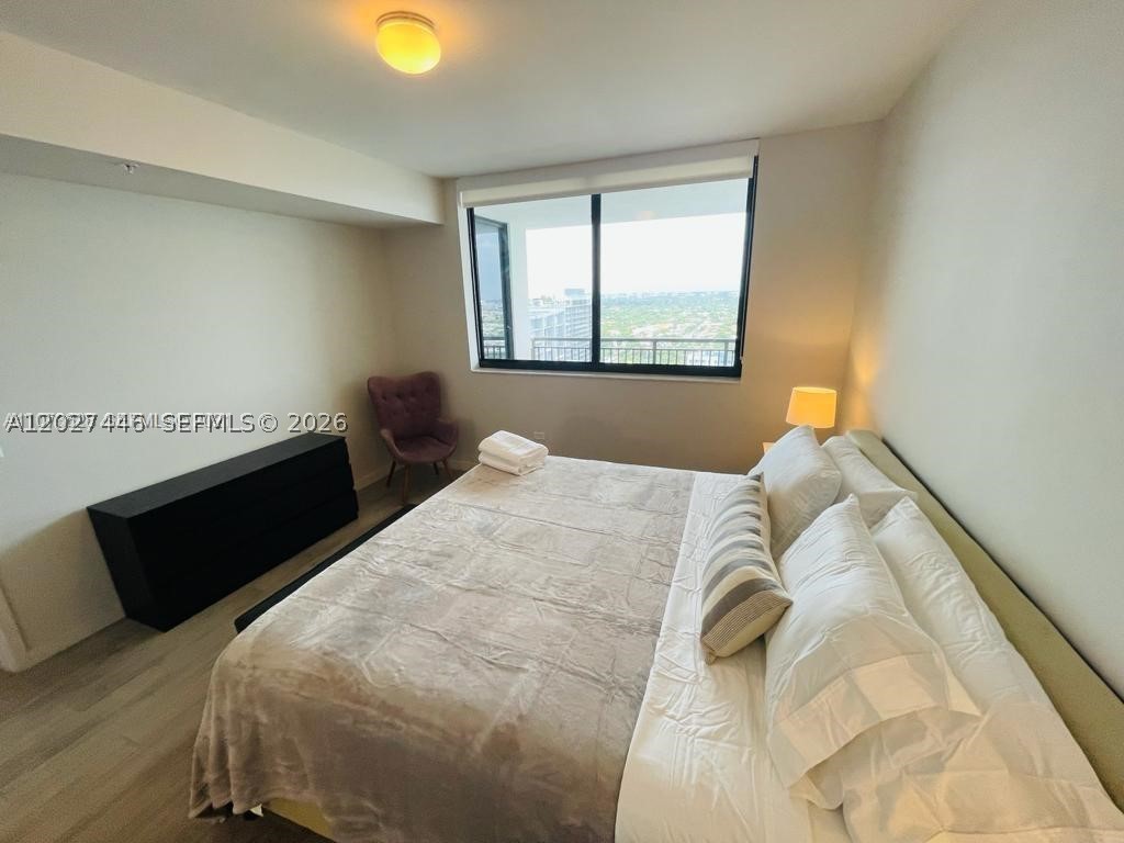 image Nine at Mary Brickell Village6