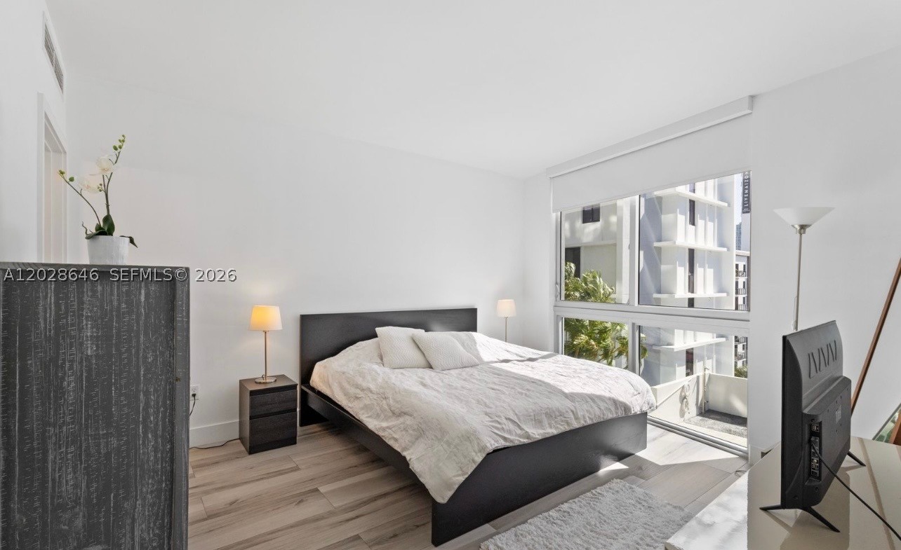 image Brickell Ten16