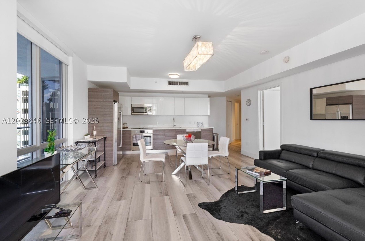 image Brickell Ten2