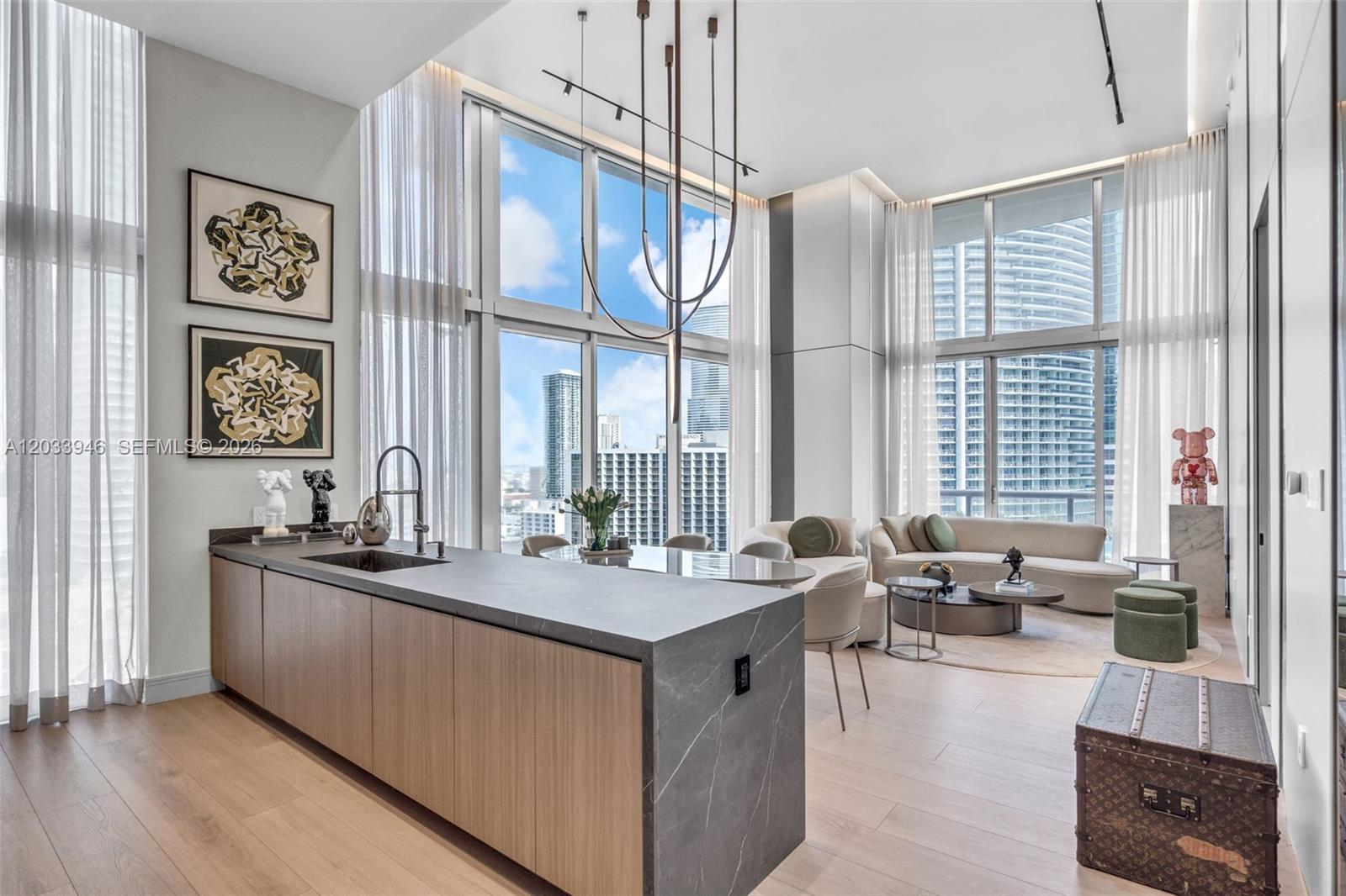 image Icon Brickell I0