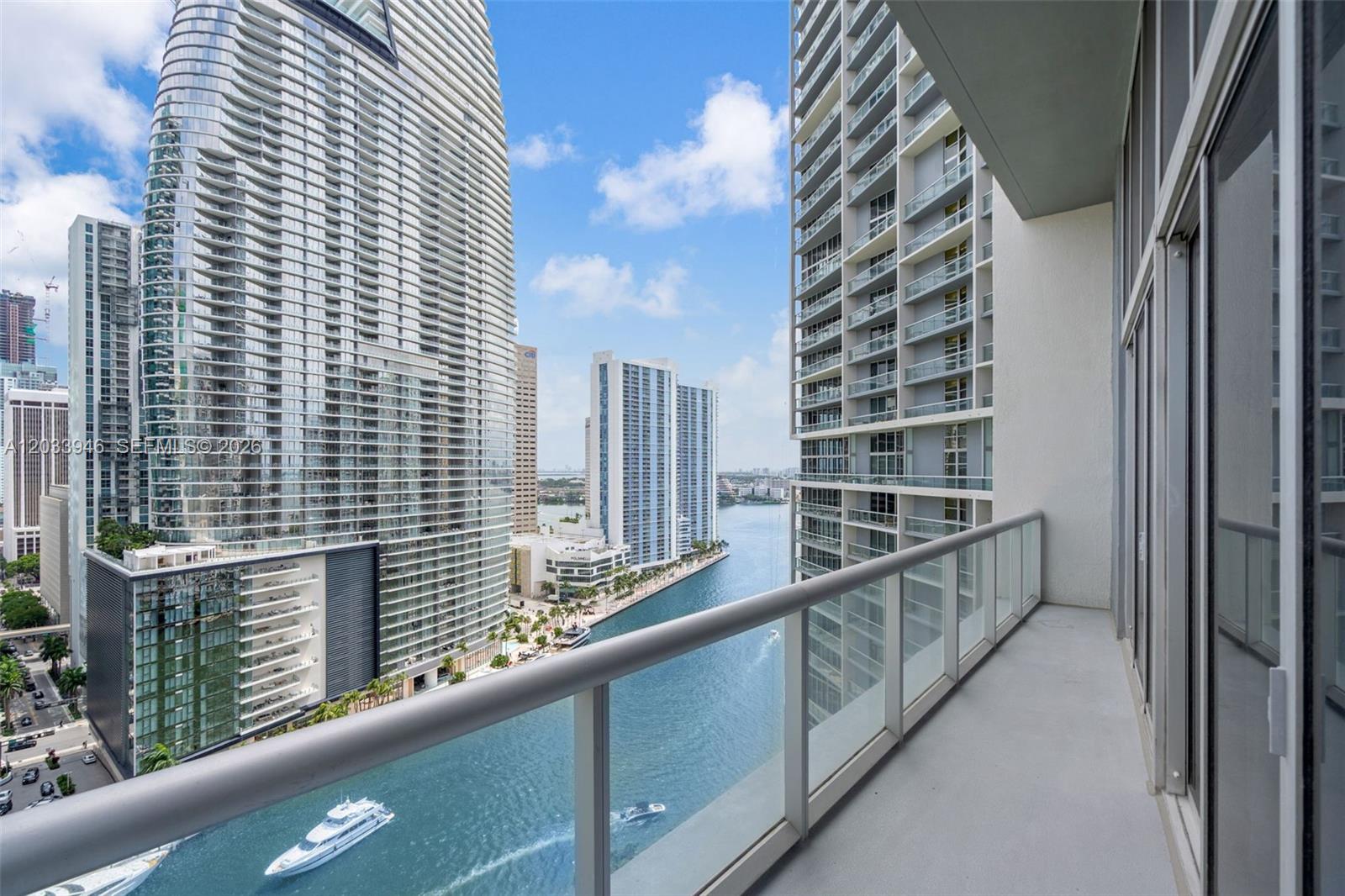 image Icon Brickell I47