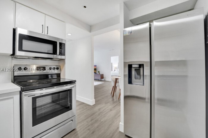 5225 Collins Ave #1606 Miami Beach, FL 33140