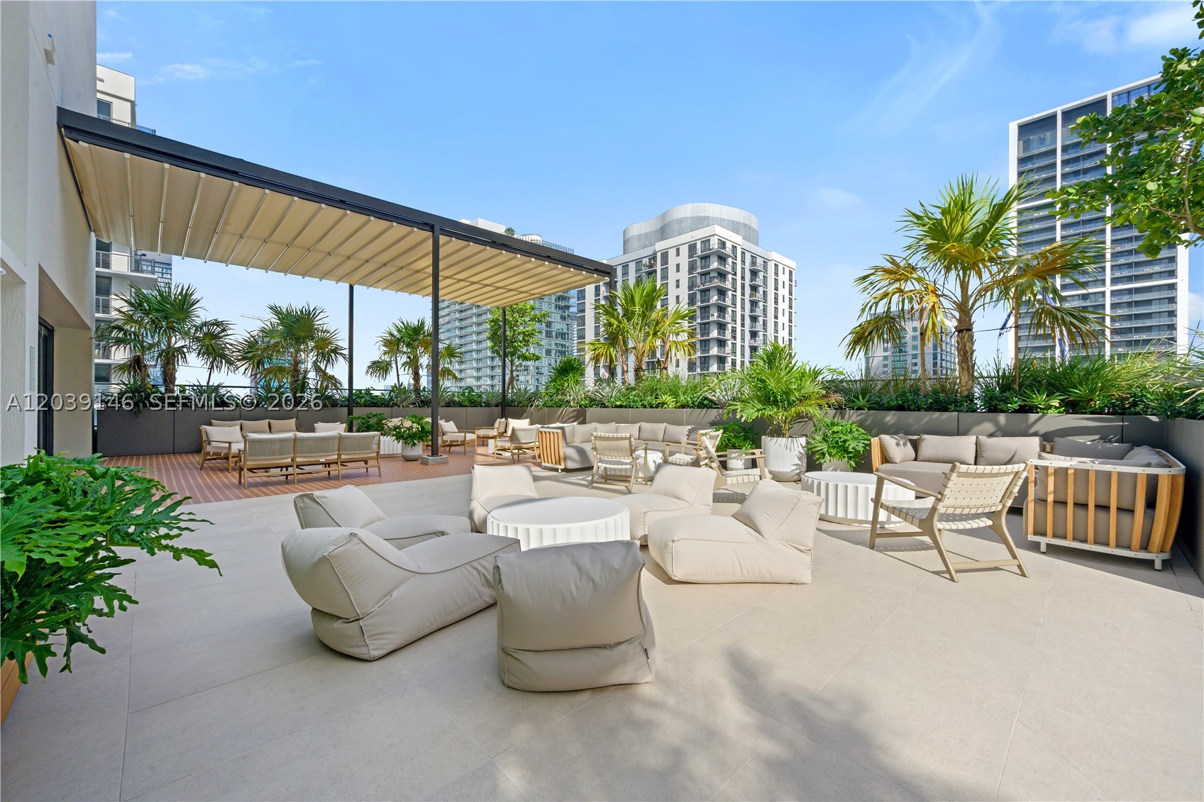 image The Crosby Miami Worldcenter15