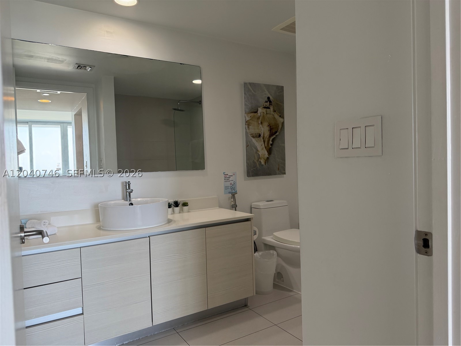 image Beachwalk Condominium16