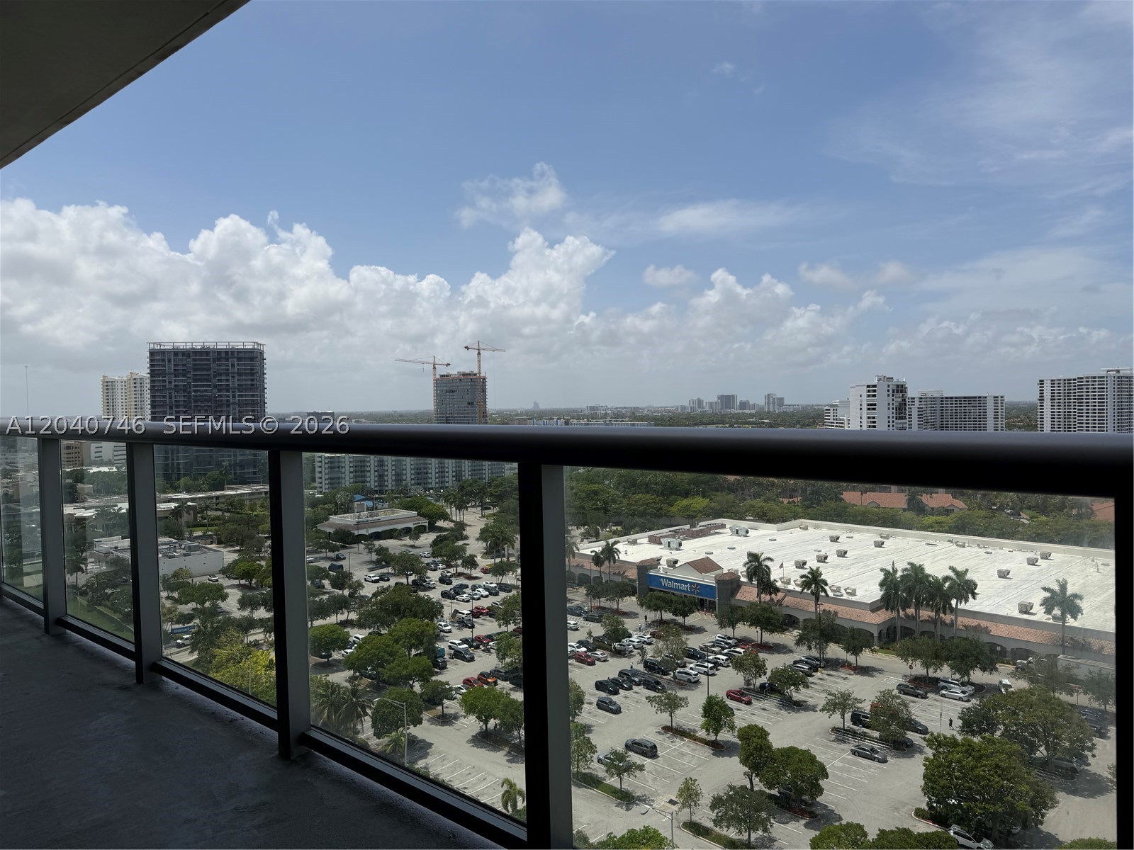image Beachwalk Condominium24