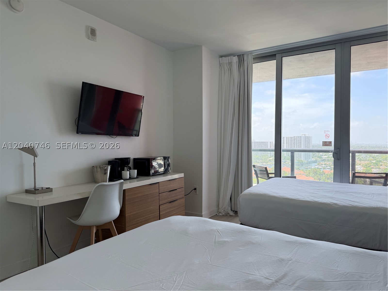 image Beachwalk Condominium27